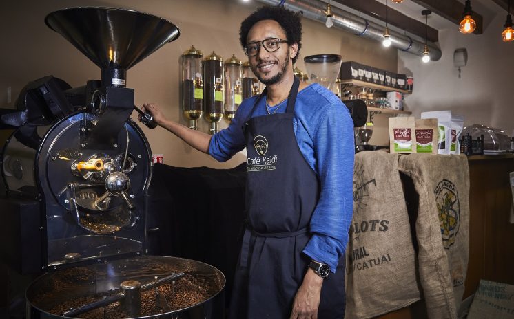 Tadiwos Tsigie, ambassadeur In Seine-Saint-Denis, le fort de café